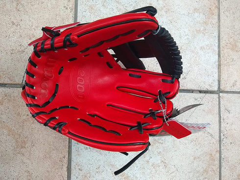 WILSON A2000 Baseball RHT Infield Glove Series - Exclusive Edition (11.5 Inches, Red/Black)